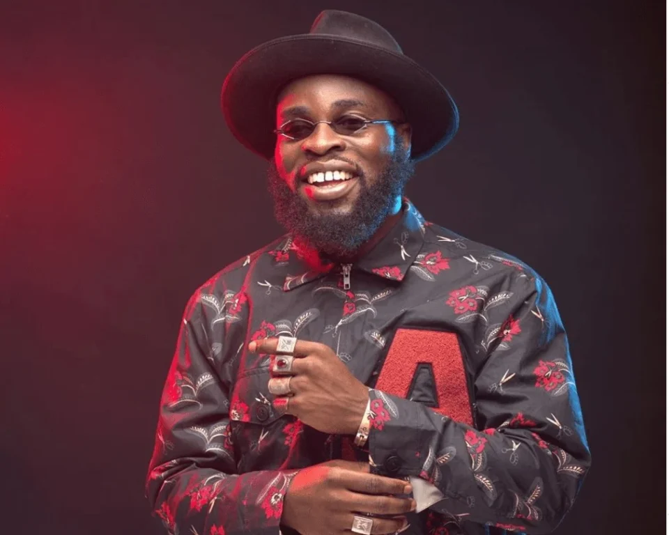 M.anifest